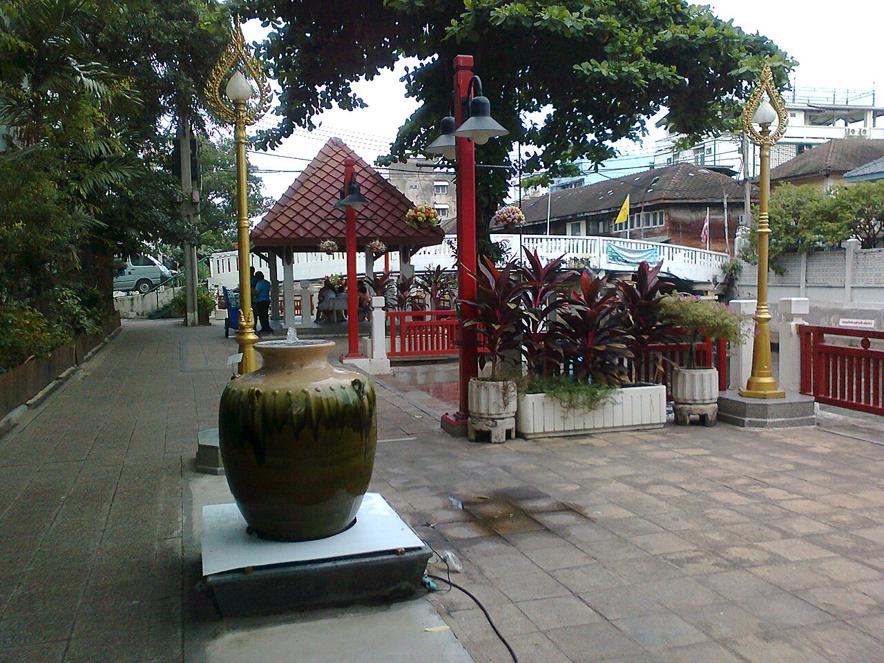 Taksin